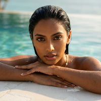 Thumbnail for Zarter Perlen Choker