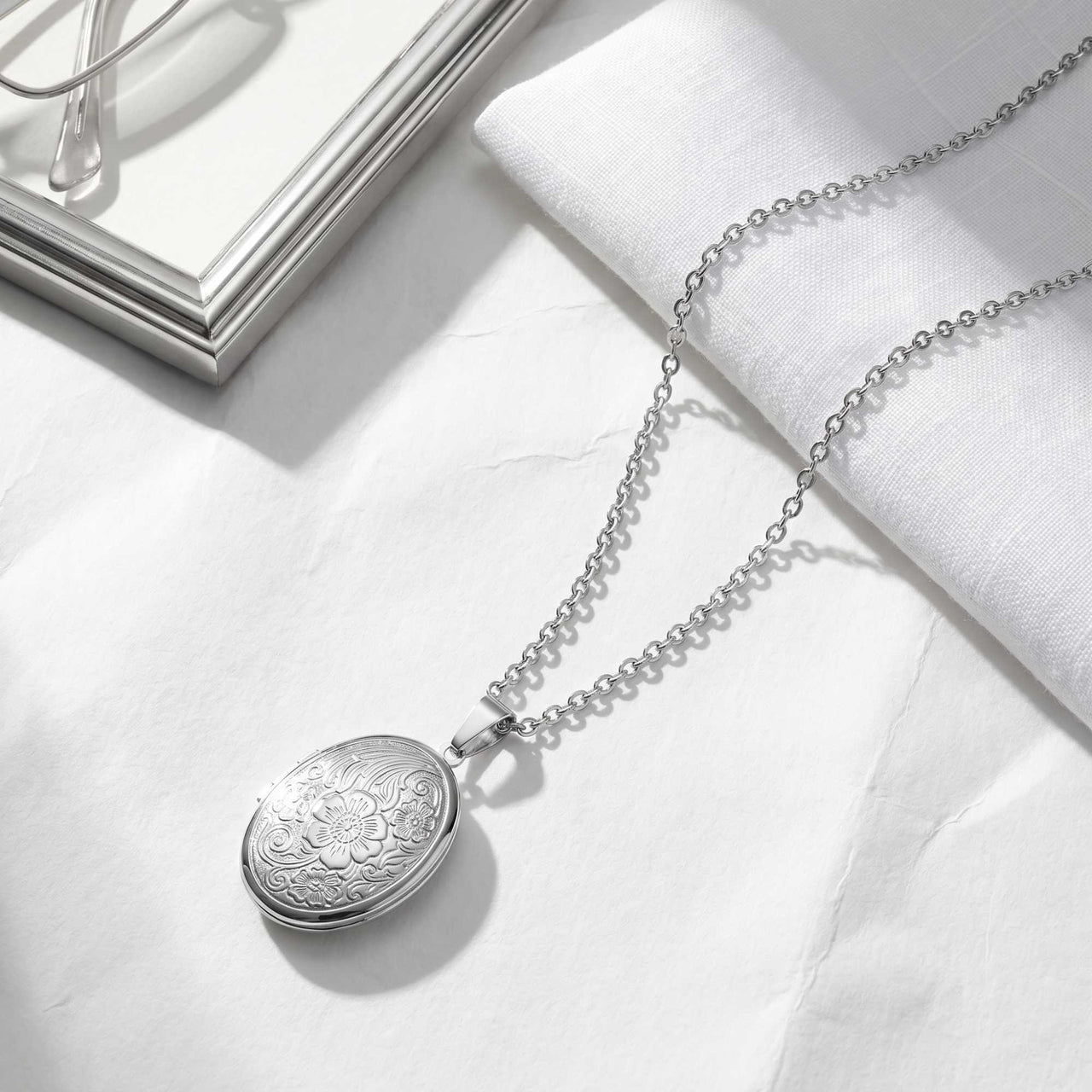 Florale Foto-Medaillon-Kette