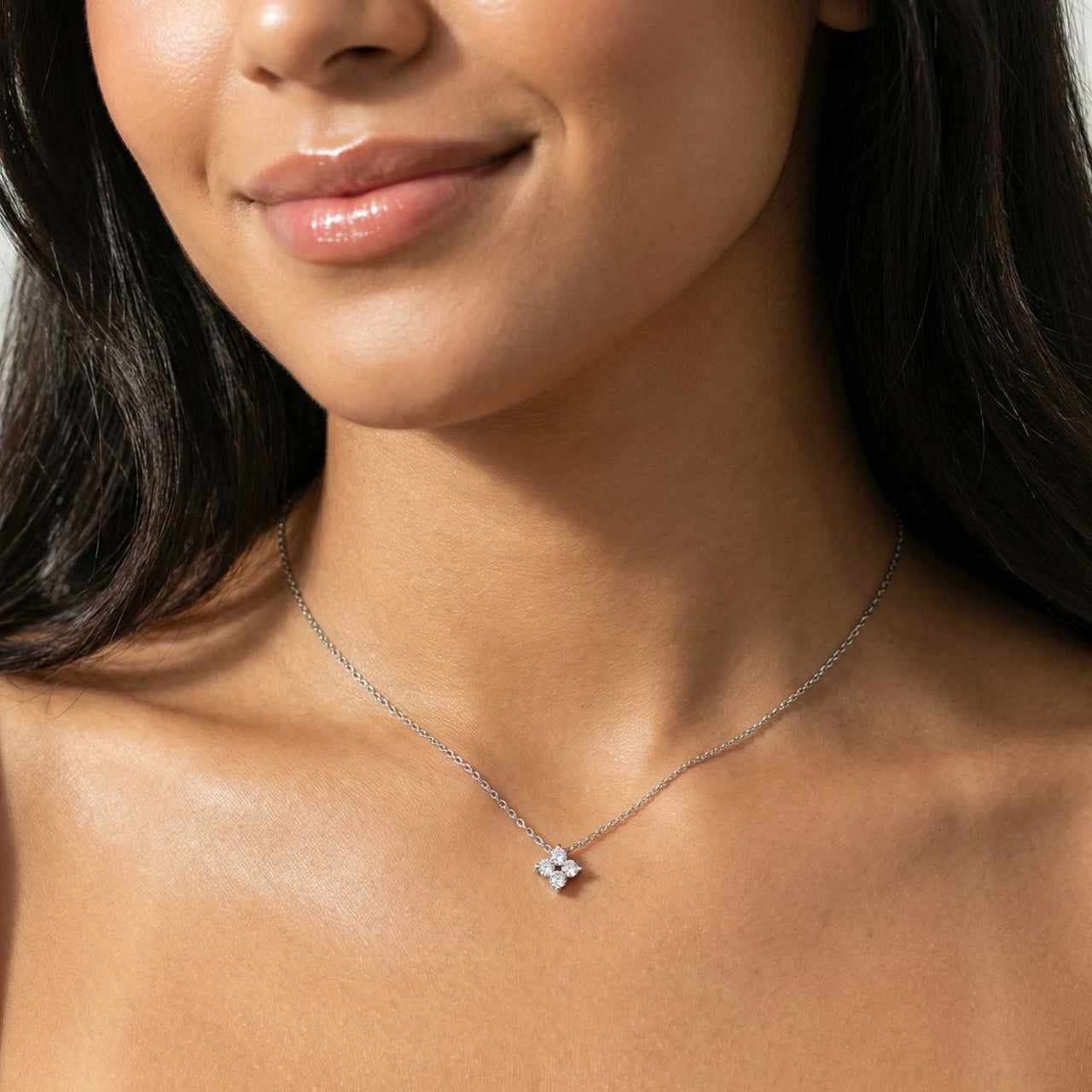 Kristall Blumen Anhänger Kette