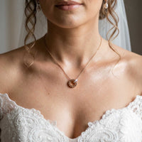 Thumbnail for Halskette mit verbundenen Ringen & Kristallen