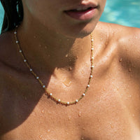 Thumbnail for Weiße Perlen Choker