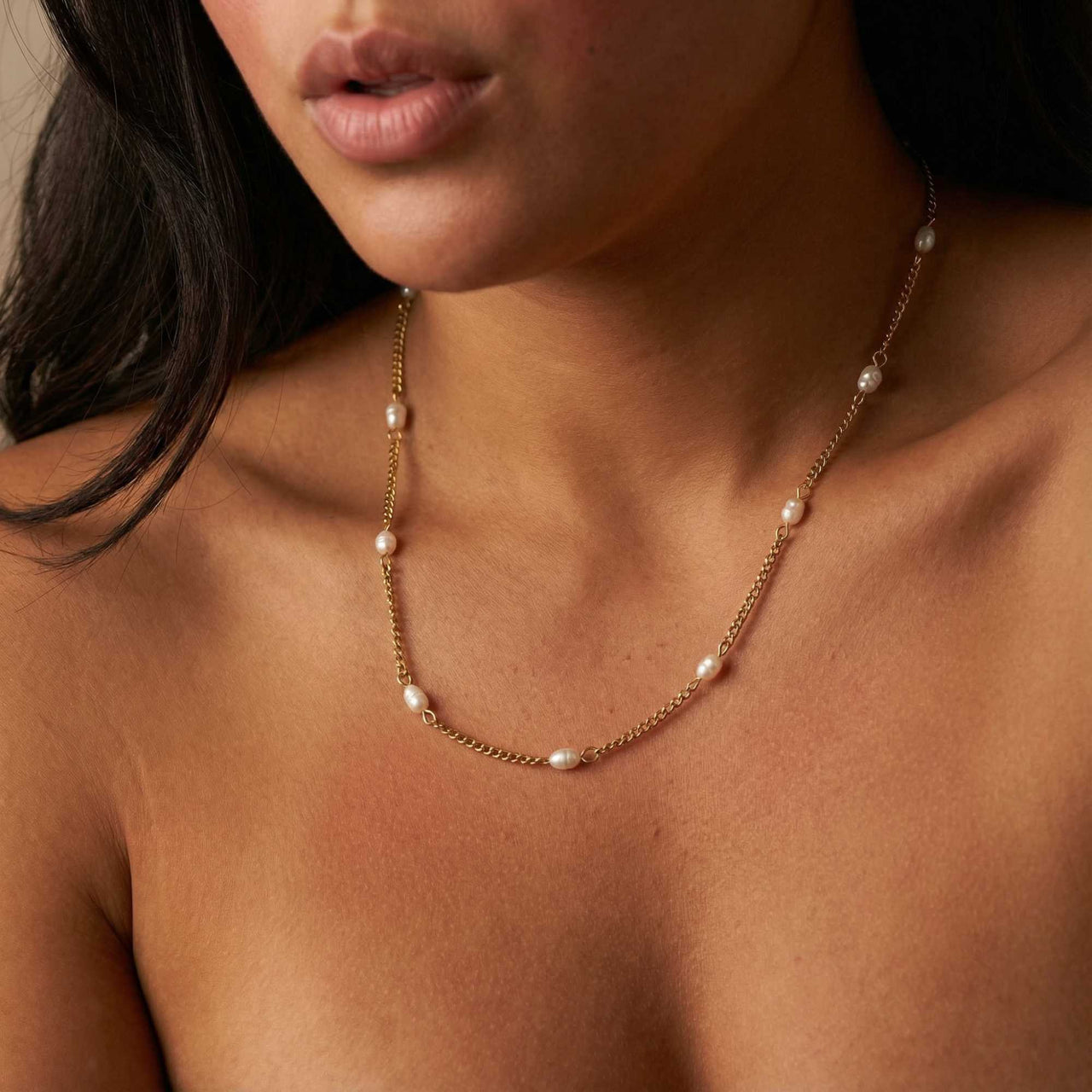 Zarter Perlen Choker
