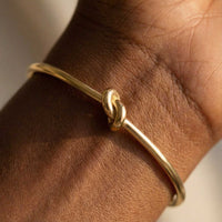 Thumbnail for Der Knoten Armreif