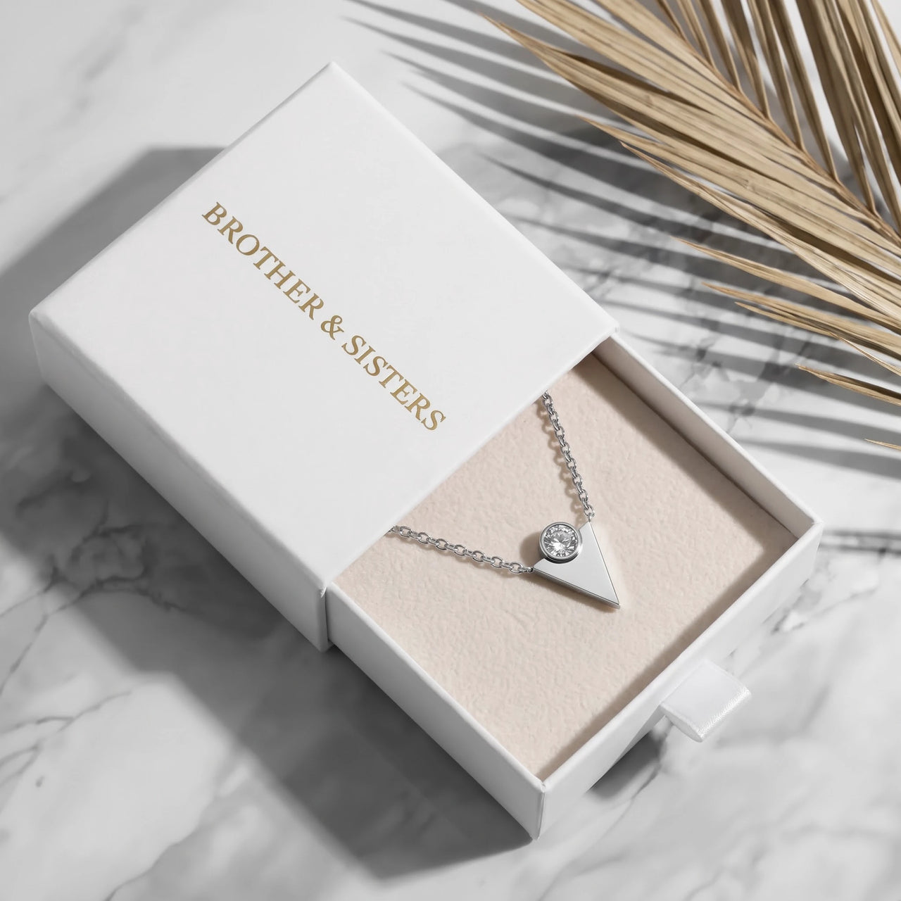 Wasserfester schmuck — in der Geschenkbox, Silber | SKU: 18048714-rhodium-plated