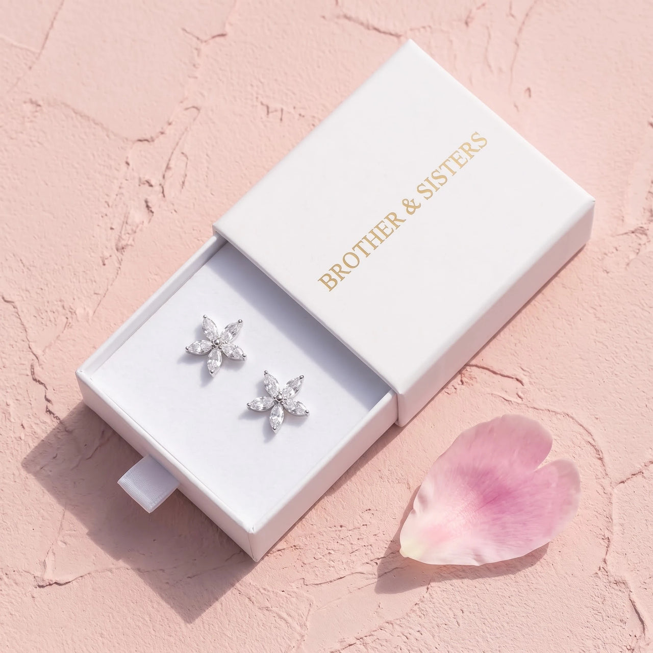 Blumen ohrringe — in der Geschenkbox, Silber | SKU: 419620-silver