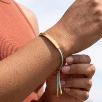 Thumbnail for Kordelarmband — Nahaufnahme der Details, Gold | SKU: lamenthe-g