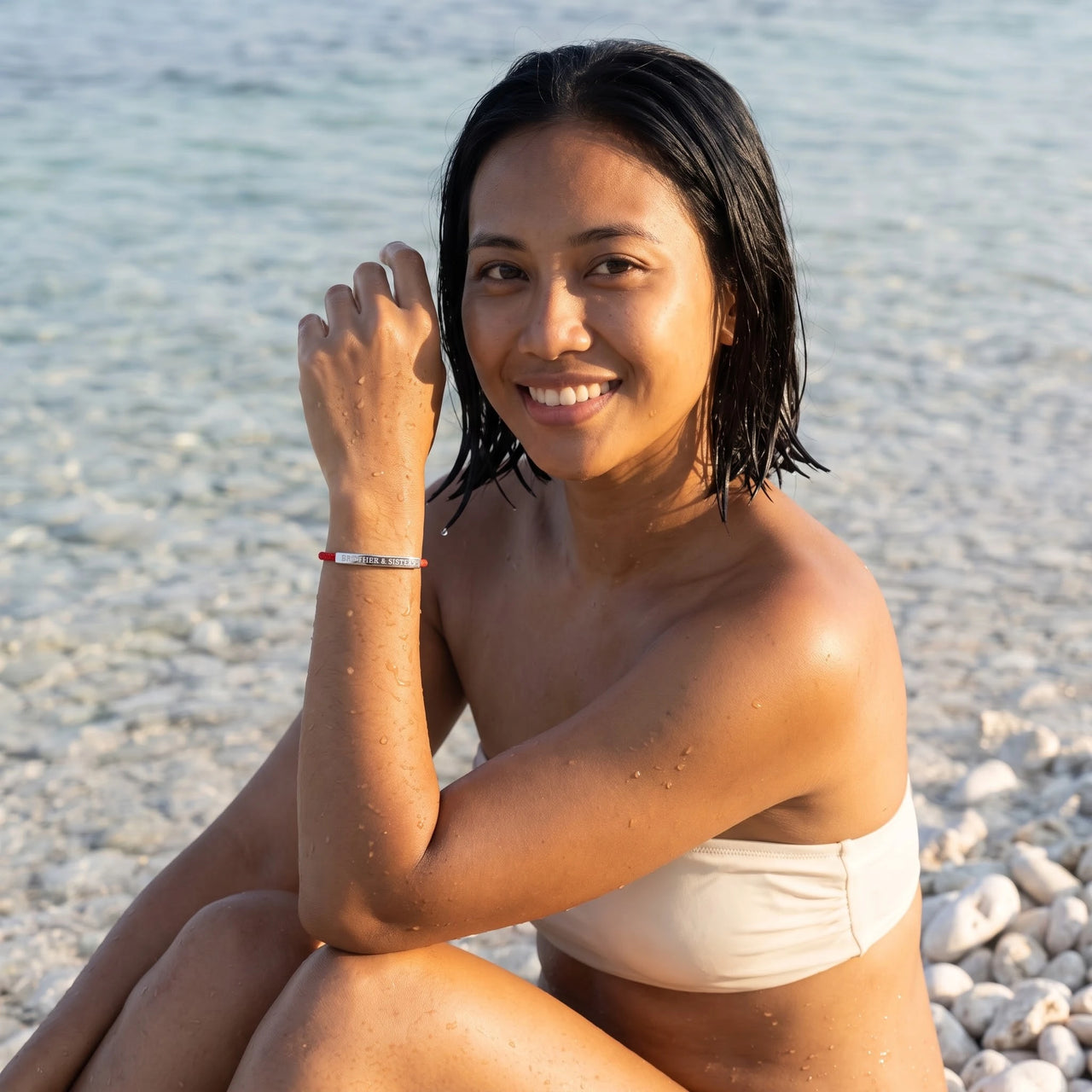 Armband rot — im Wasser getragen, wasserfest, Silber | SKU: lamour-wg