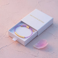 Thumbnail for Freundschaftsarmband — in der Geschenkbox, Gold | SKU: lemauve-g