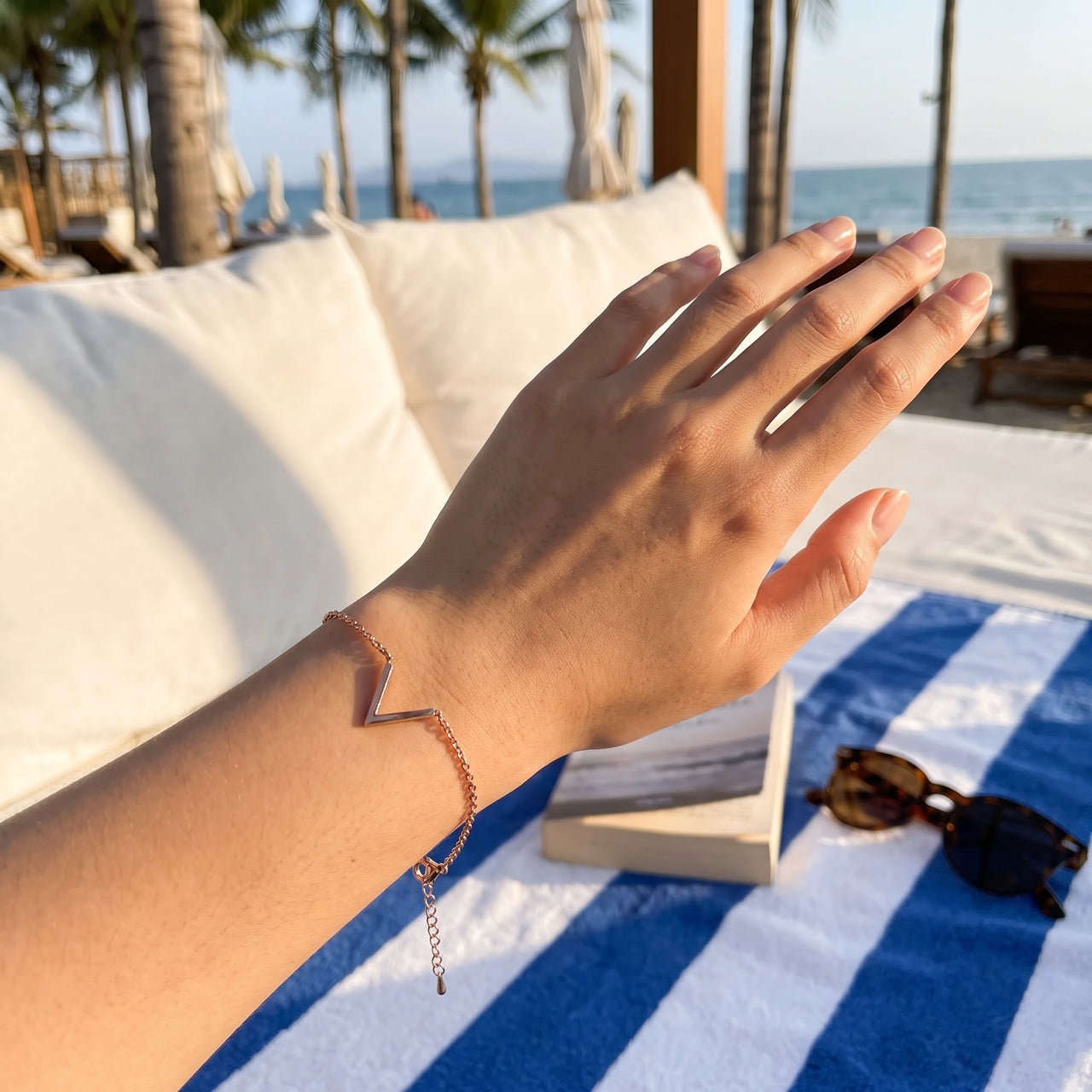 Wasserfester schmuck — getragen, echte Größe, Roségold | SKU: 9443177-rose-gold