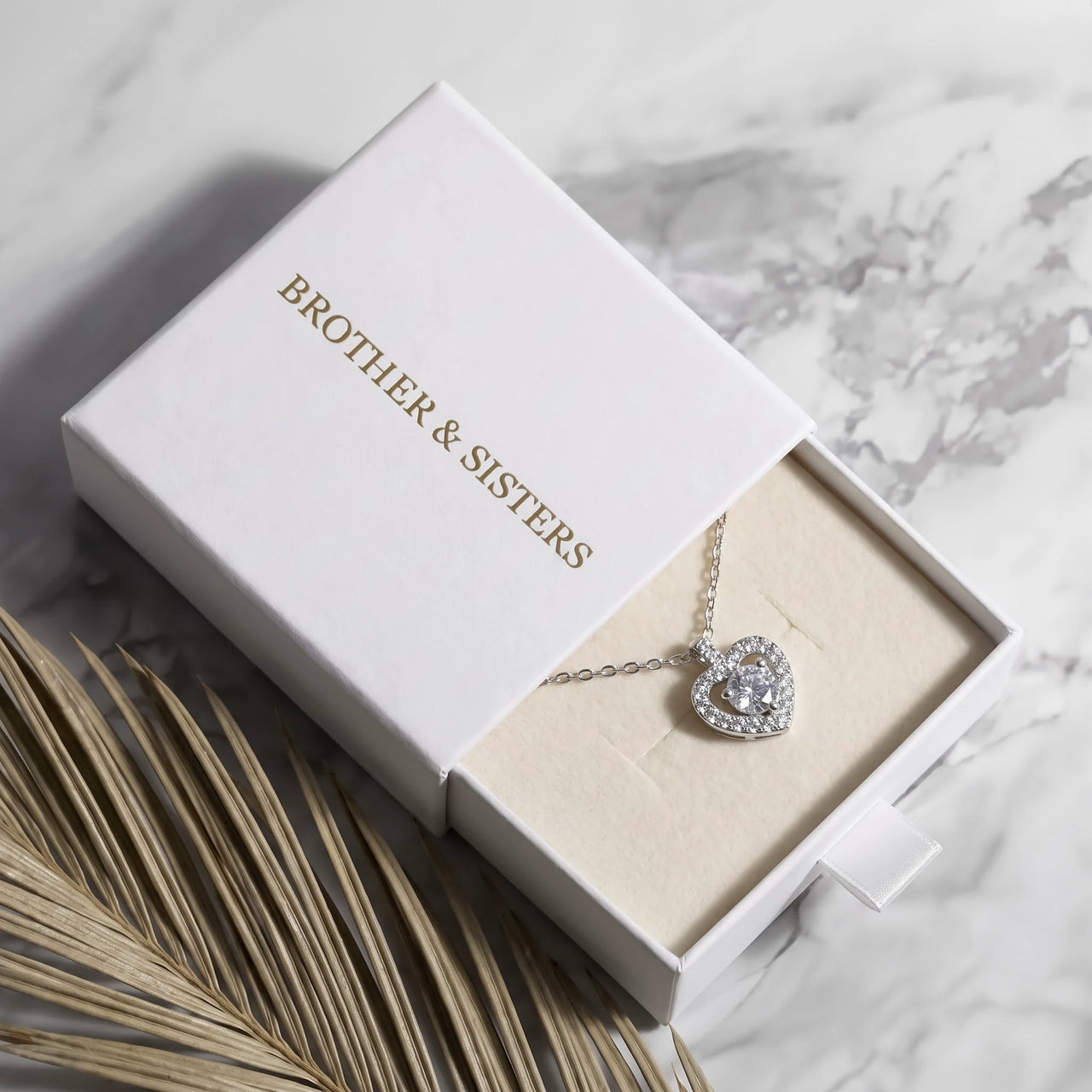 Herzkette — in der Geschenkbox, Silber | SKU: 505744