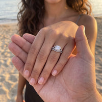 Thumbnail for Verlobungsring und ehering set — von einem Paar getragen, Silber | SKU: 497080-4.5-silver