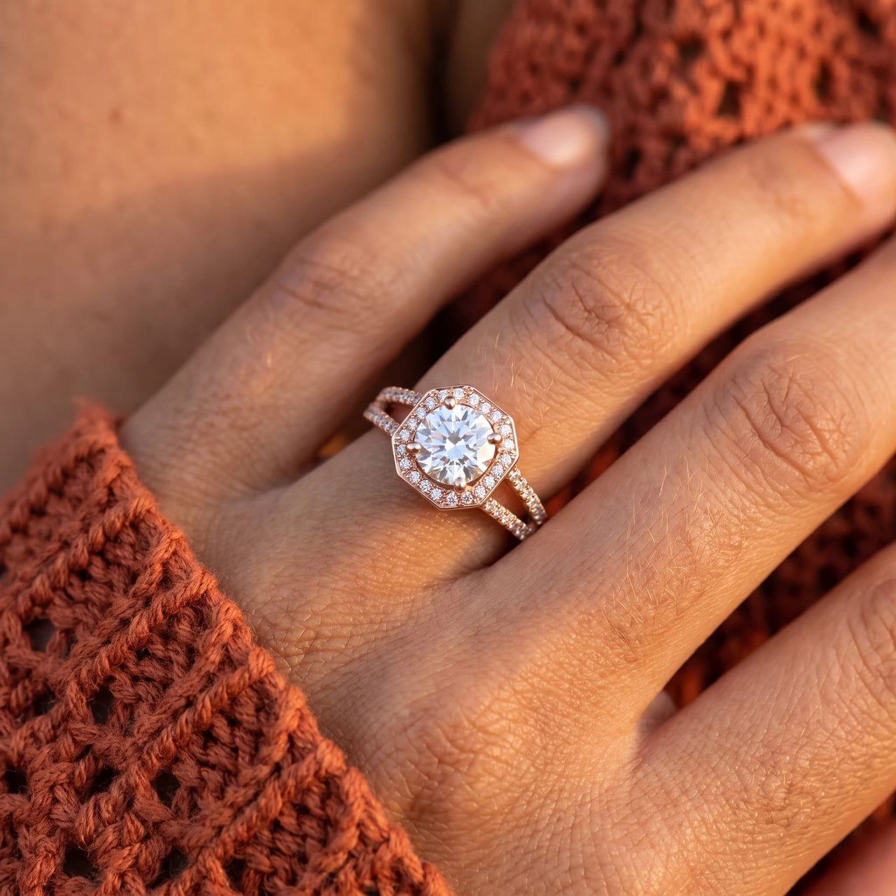 Halo ring — Nahaufnahme der Details, Roségold | SKU: 346060-4.5-rose-gold