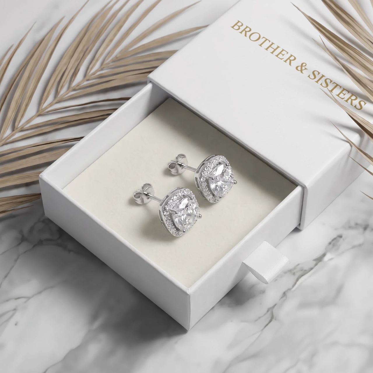 Brautohrringe — in der Geschenkbox, Silber | SKU: 505185-white