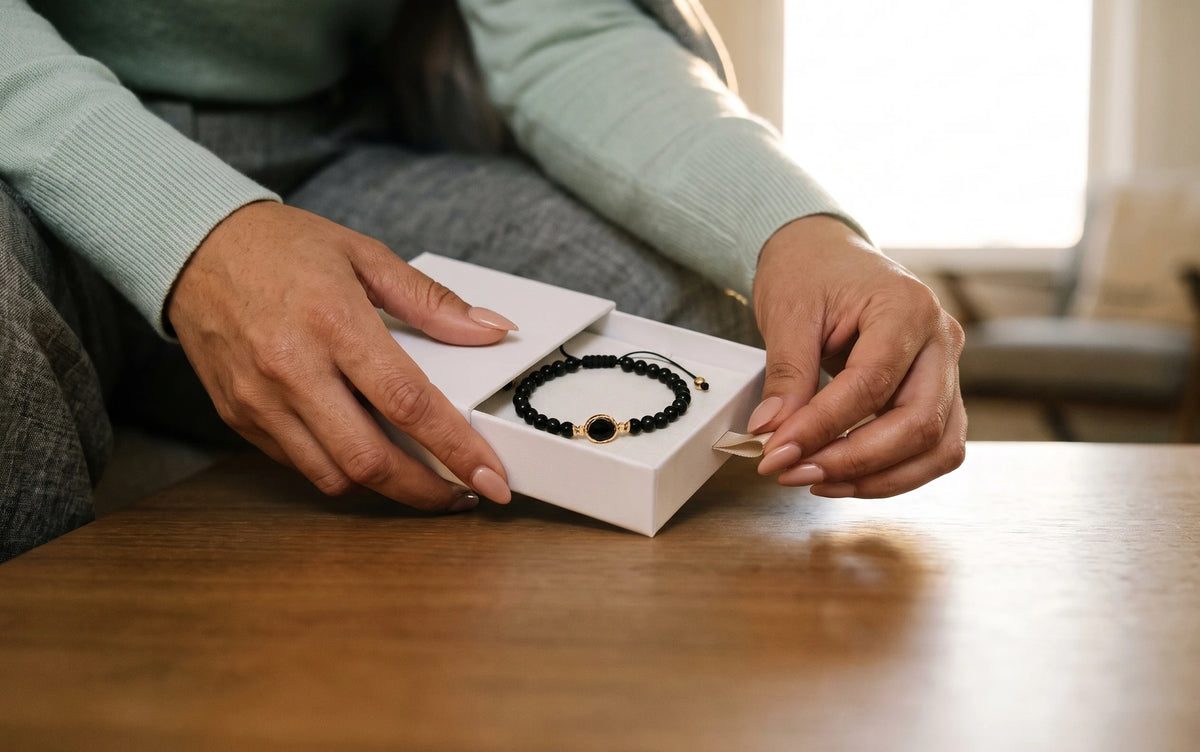 Wear it, forget it — Brother & Sisters